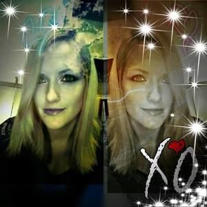 Meet your Posher, Adrianne